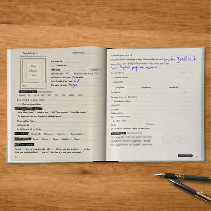 Buddybook Superheroes – Adults Edition
