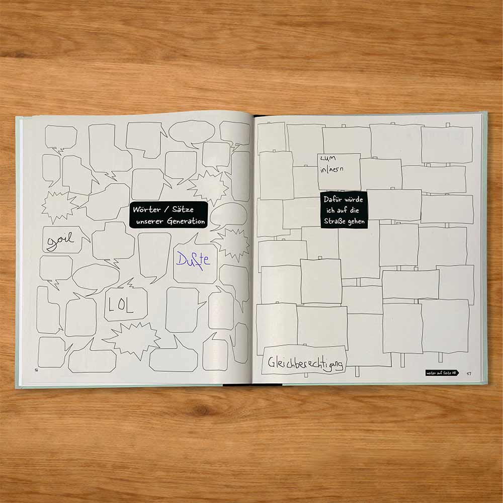 Buddybook Superheroes – Adults Edition
